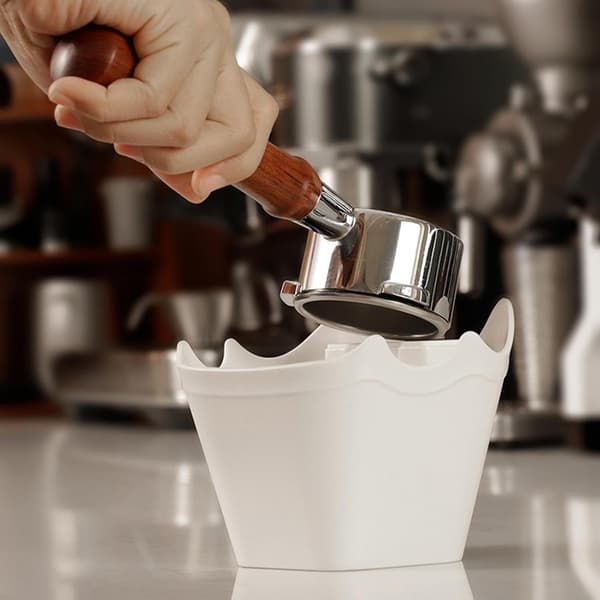Multifunktionel non-stick beholder til opsamling af kaffegrums. Til opbevaring, komprimering og opsamling af kaffegrums. (W)
