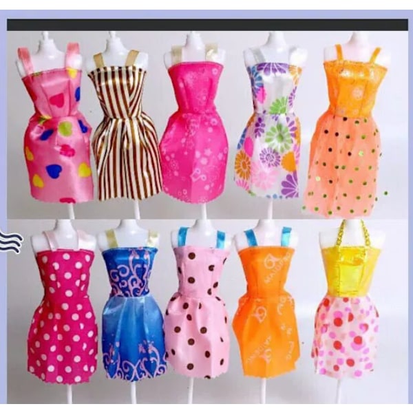 118 delar Barbie tillbehör leksaker DIY materialpaket dockkläder hängande kjol barn