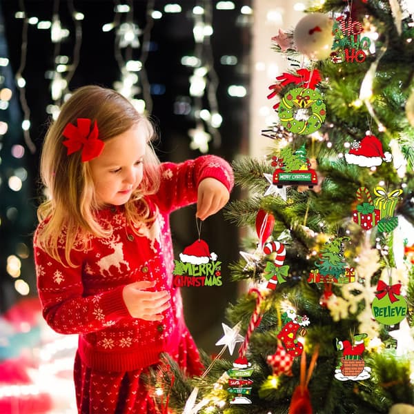 Julgransprydnader i trä (36 st)