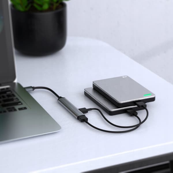 USB 3.0-hubb 4 portar, 1x USB 3.0 och 3x USB 2.0, Space Grey