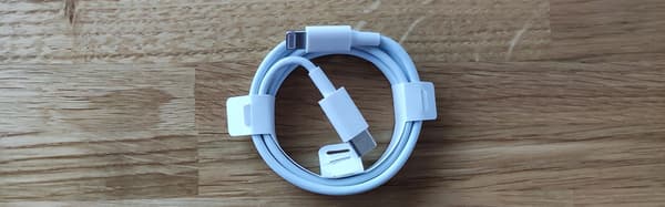 USB-C till Lightning-kabel 100 cm – PD 40 W och Quick Charge 3.0