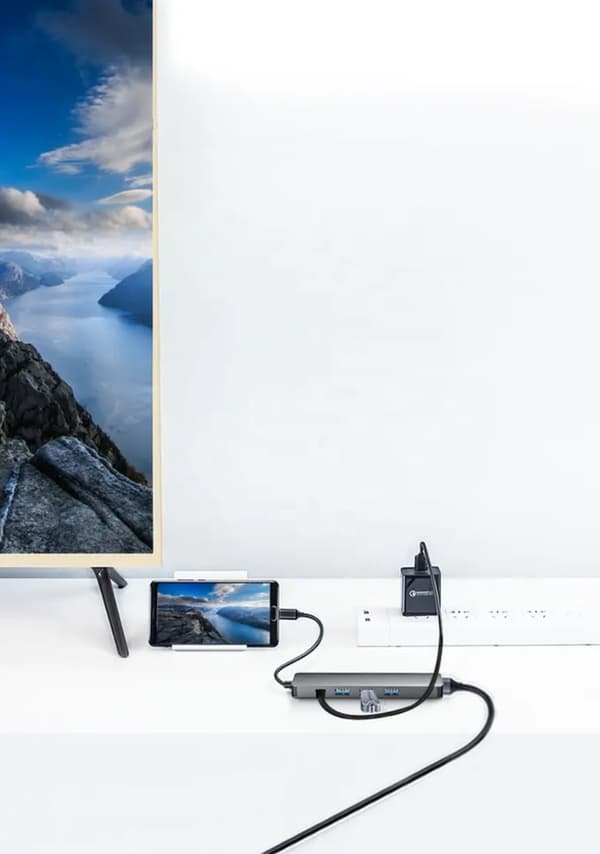 USB-C Hub Adapter med HDMI 4K, USB 3.0 och PD 60W