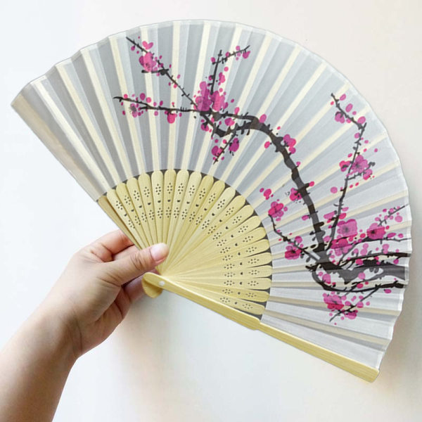 Folding Fan Favors Silk Folding Hand Fan Bröllop Favors Gifts