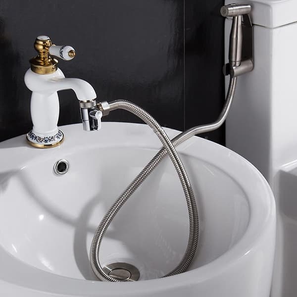 2-i-1 Mässing Bidé Duschmunstycken Avledningsventiler Kranar T-adapter Pip