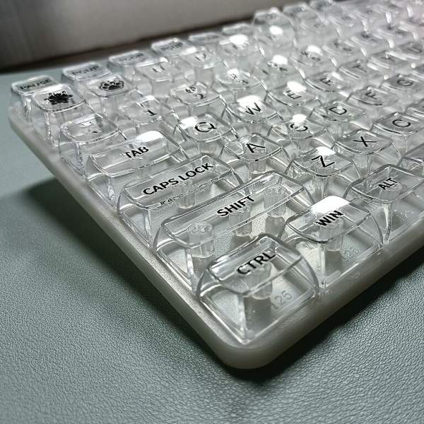 Gjennomsiktige bakbelyste tastehetter mekanisk tastatur 132 taster krystall PC gaming tastehetter Only Keycaps Black Switch