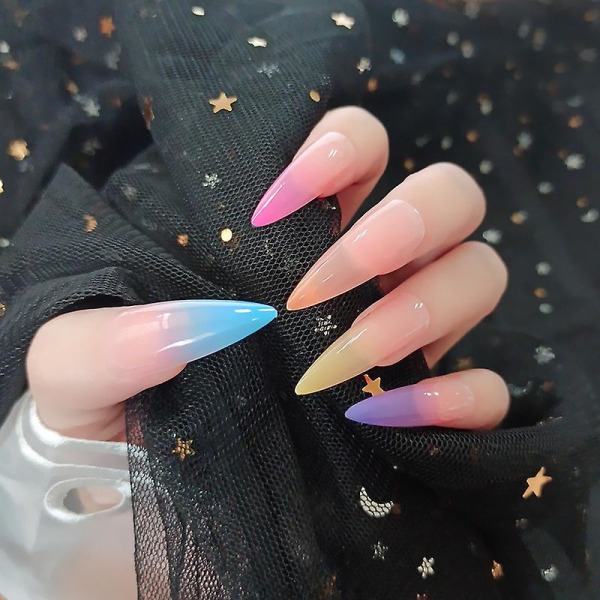 En set med 24 pressade spikkistor, långa falska naglar, regnbågsgradientfärg glans Akryl Ballerina falska naglar (regnbågsfärg)
