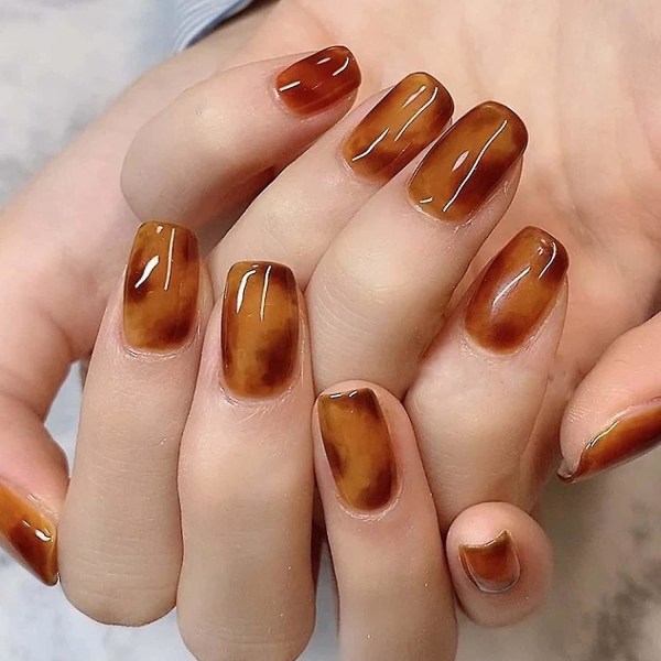 Falska naglar Korta bärnstensfärgade tryck på naglar fyrkantiga akryl heltäckande cover för kvinnor 24st