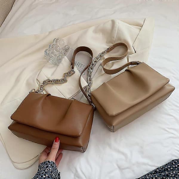 Damväskor Handväskor Molndesign Axelväskor Trend Crossbody Väska Kvalitetskedja Clutchväska Retro Handväskor För Kvinnor 2023 Ny Beige
