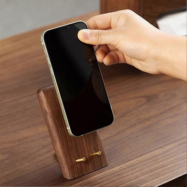 Smartphoneholder i sort valnøddetræ, bordholder i træ, messingstativ