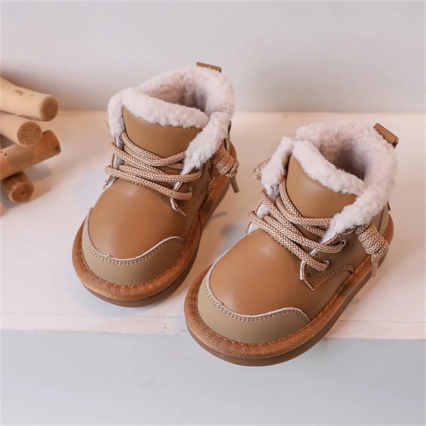 2023 Uudet talviset vauvan saappaat pojille nahkaa lämmin pehmo pienille tytöille kengät vedenpitävät liukumattomat muoti taapero lasten lumisaappaat camel 25(insole 15.5 cm)