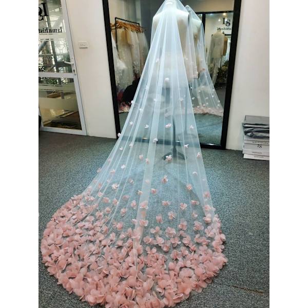 Brudekjole 3D Blomster Brudeslør Pink Katedral Slør med Blush Blødt Draperingsslør Spredte Blonde Blomster Applikationer off white 200cm