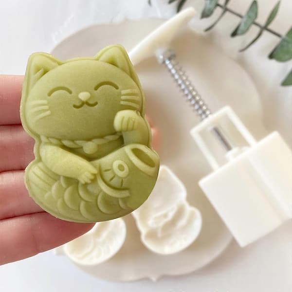 Månekakeform i plastmateriale 50g Lucky for kattformede stempler månekakeformer