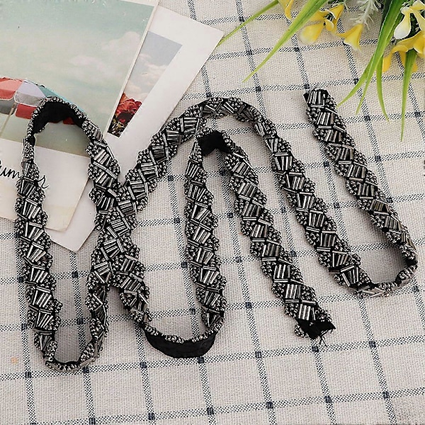 1 Yard Pärlband DIY Handgjorda Kläder Broderade Sömnadsdekorationstillbehör (1,5 cm Metallfärgade Fyrkantsrörspärlor)