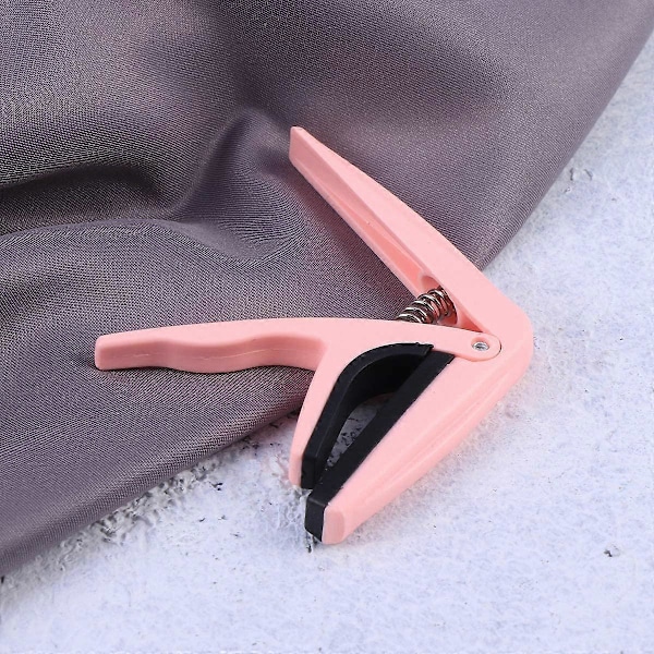 Professionell Ukulele Capo Enhands Snabbväxling Ukelele Capo Zinklegering Gitarrdelar Tillbehör (Rosa)