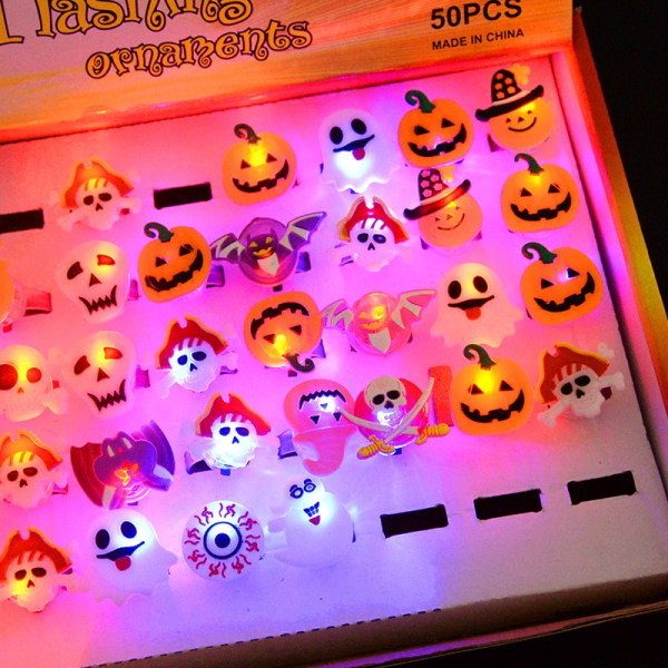 LED-ljus Halloween Ring Glödande Pumpa Ghost Skull Ringar Halloween Julfest Dekoration för hemmet Santa Snowman Barn Present Christmas Mix 10pcs