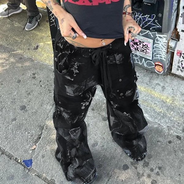 Muoti farkut tumma punk tyyli amerikkalainen trendikäs haalari ins design tahriintunut persoonallisuus raskaan teollisuuden löysät farkut housut Black L