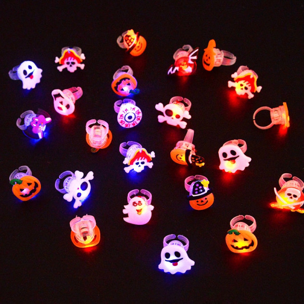 LED-valo Halloween-sormus hehkuva kurpitsa kummitus pääkallosormukset Halloween-joulujen koristelu kotiin joulupukin lumiukon lahja lapsille Christmas Mix 5pcs