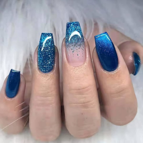 Medium kista tryck på naglar, blå gradient falska naglar, glitter konstgjorda lösnaglar med dubbelhäftande flikar för kvinnor och flickor (24st)