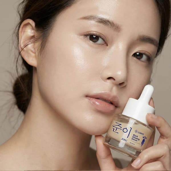 Svart Ginseng Serum for Hydrering og Lysning, 20ml