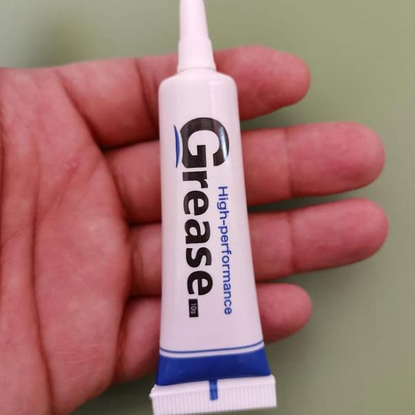 Vanntett silikonsmørefett for O-ringer, kraner, rørleggerarbeid