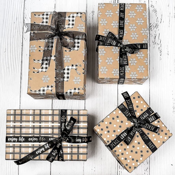 Juleinnpakningspapir, kraftpapir hjort, snøfnugg og rutete stildesign