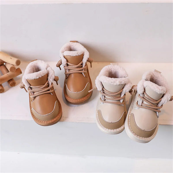 2023 Uudet talviset vauvan saappaat pojille nahkaa lämmin pehmo pienille tytöille kengät vedenpitävät liukumattomat muoti taapero lasten lumisaappaat camel 18(insole 12 cm)
