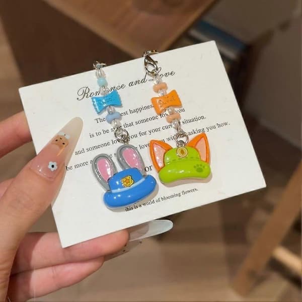 Zootopia Judy Nick Candy Charm Nyckelring Väska Telefonrem Parpresent för tjejer Hat Nick