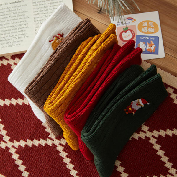 Julstrumpor dam mellanhöga strumpor vinter dubbelnålsbroderi originalstrumpor julklappar 5pcs