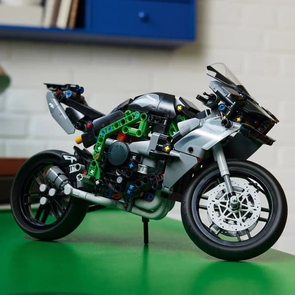 LEGO® Technic Kawasaki Ninja H2R Motorcykel 42170 multifärg