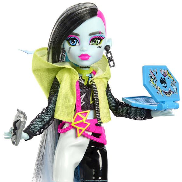 Monster High Skulltimates Secrets Neon Frights Frankie Stein