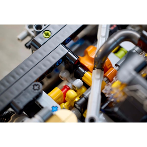 LEGO® Technic McLaren P1™ 42172 multifärg