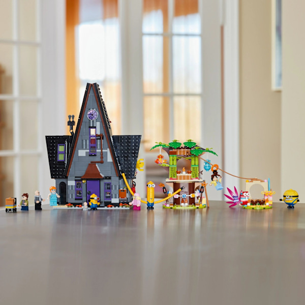 LEGO® Minions Minionernas och Grus familjehem 75583 multifärg