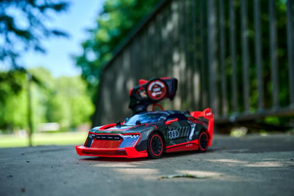 Audi S1 E-Tron Quattro Drift Car Radiostyrd multifärg