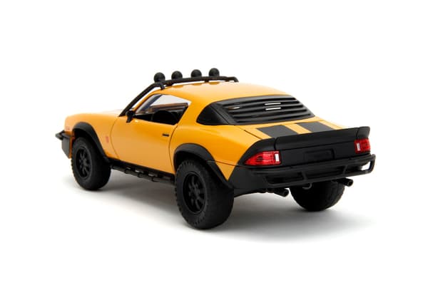 Transformers 1977 Chevrolet Camaro Bumblebee Metall 1:24 multifärg