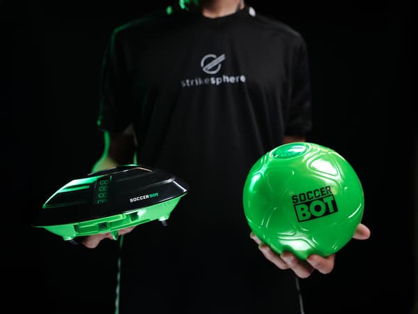Strikesphere Soccer Bot Fotbollsträning multifärg