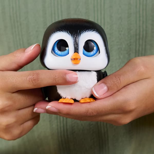 FurReal Handfuls Shivers the Penguin multifärg