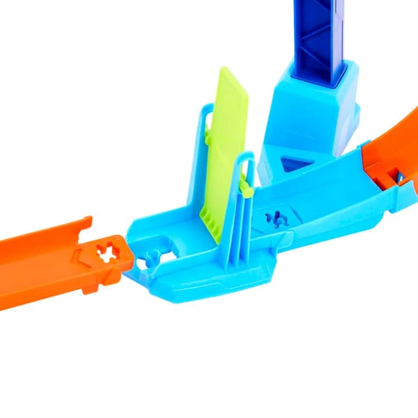 Hot Wheels Stunt Tracks Corkscrew Jump Champion multifärg
