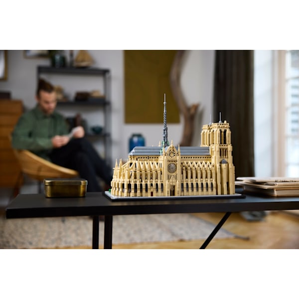 LEGO® Architecture Notre-Dame de Paris 21061 multifärg