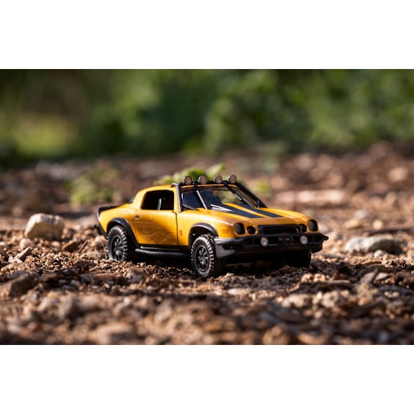 Transformers Bumblebee 1977 Chevrolet Camaro Metall 1:32