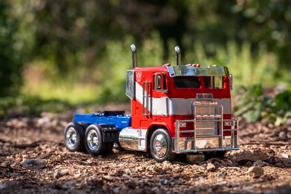 Transformers Optimus Prime Metall 1:24 multifärg
