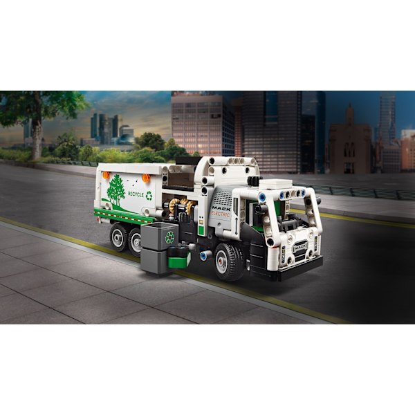 LEGO® Technic Mack® LR Electric sopbil 42167