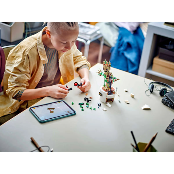 LEGO® Marvel Dansande Groot 76297 multifärg