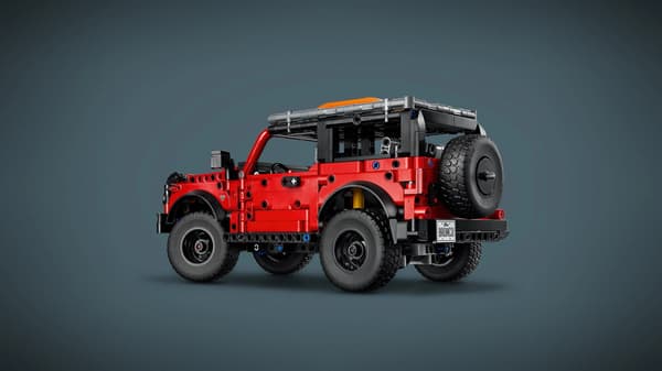 LEGO® Technic Ford Bronco® SUV 42213