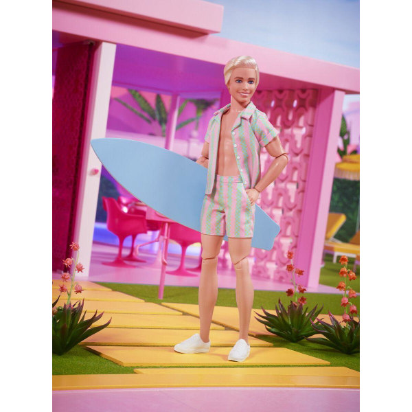 Barbie The Movie Collectible Doll Beachy Ken with Surfboard multifärg