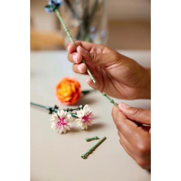 LEGO® Botanicals Vacker rosa blombukett 10342