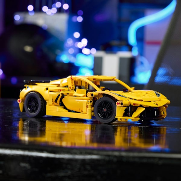 LEGO® Technic Chevrolet Corvette Stingray 42205 multifärg