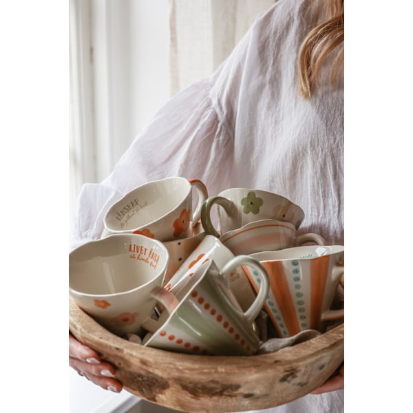 Majas Cottage Mugg Vänskap sätter guldkant på livet White
