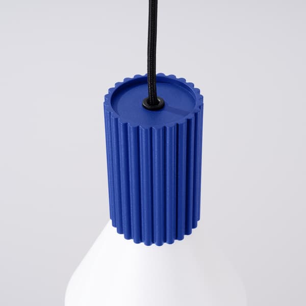 Pendellampa ESTRIA 1 vit/ultramarin White