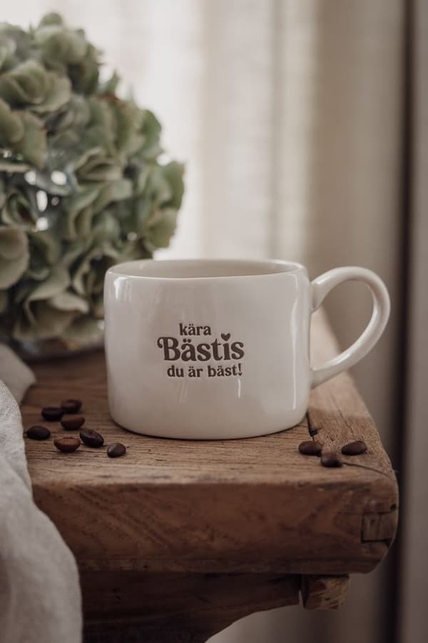 Majas Cottage Mugg Kära Bästis Beige