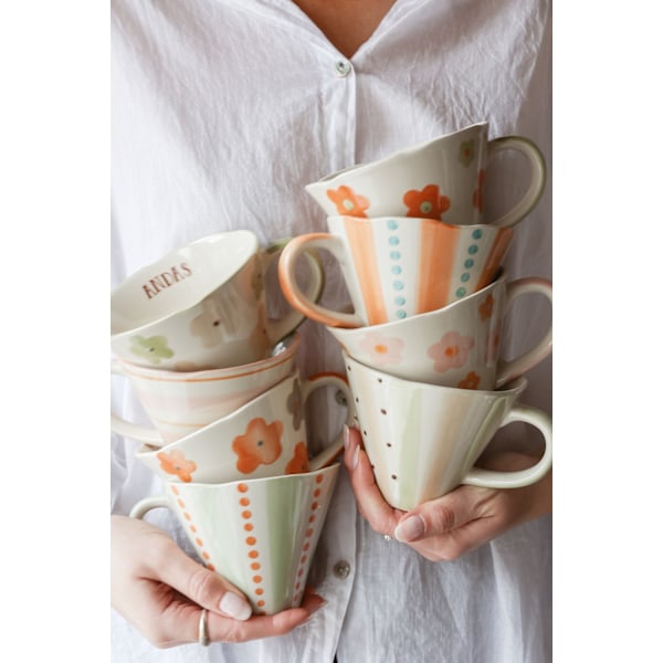 Majas Cottage Mugg Vänskap sätter guldkant på livet White